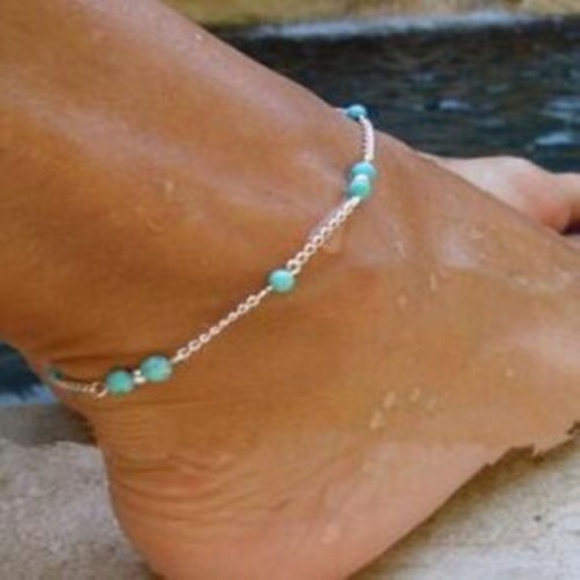 Jewelry - Turquoise bead silver chain anklet